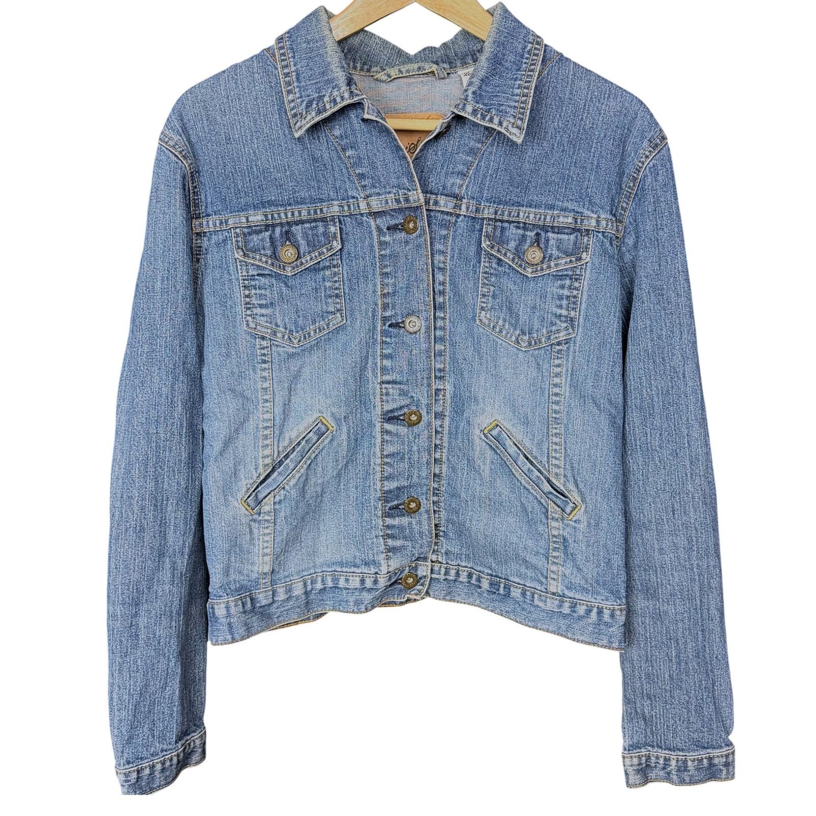 Levi's Levi Strauss Women's Small 4/6 Light Denim Jean Trucker Size S / US 4 / IT 40 - 6 Thumbnail