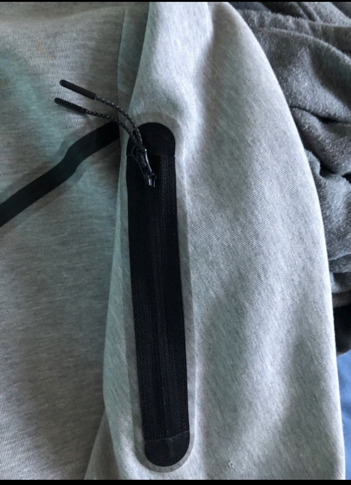 Nike Nike Grey tech fleece size xs/ extra small, great condition Size US XS / EU 42 / 0 - 4 Thumbnail
