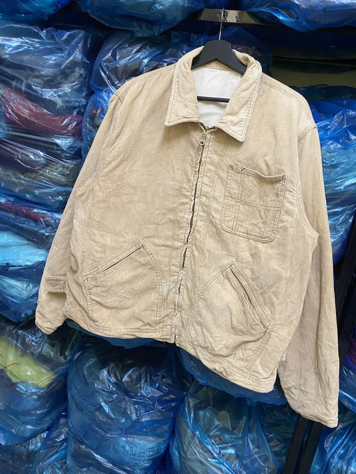 Octopus Vintage Johns Hamer Corduroy Work Jacket Beige – 80s Mugen Size US L / EU 52-54 / 3 - 4 Thumbnail