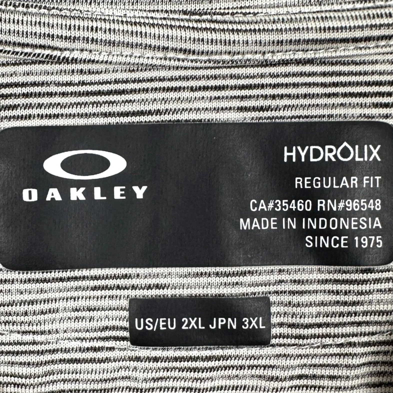 Oakley VINTAGE? No. (Cannot include N/A) Size US XXL / EU 58 / 5 - 5 Thumbnail