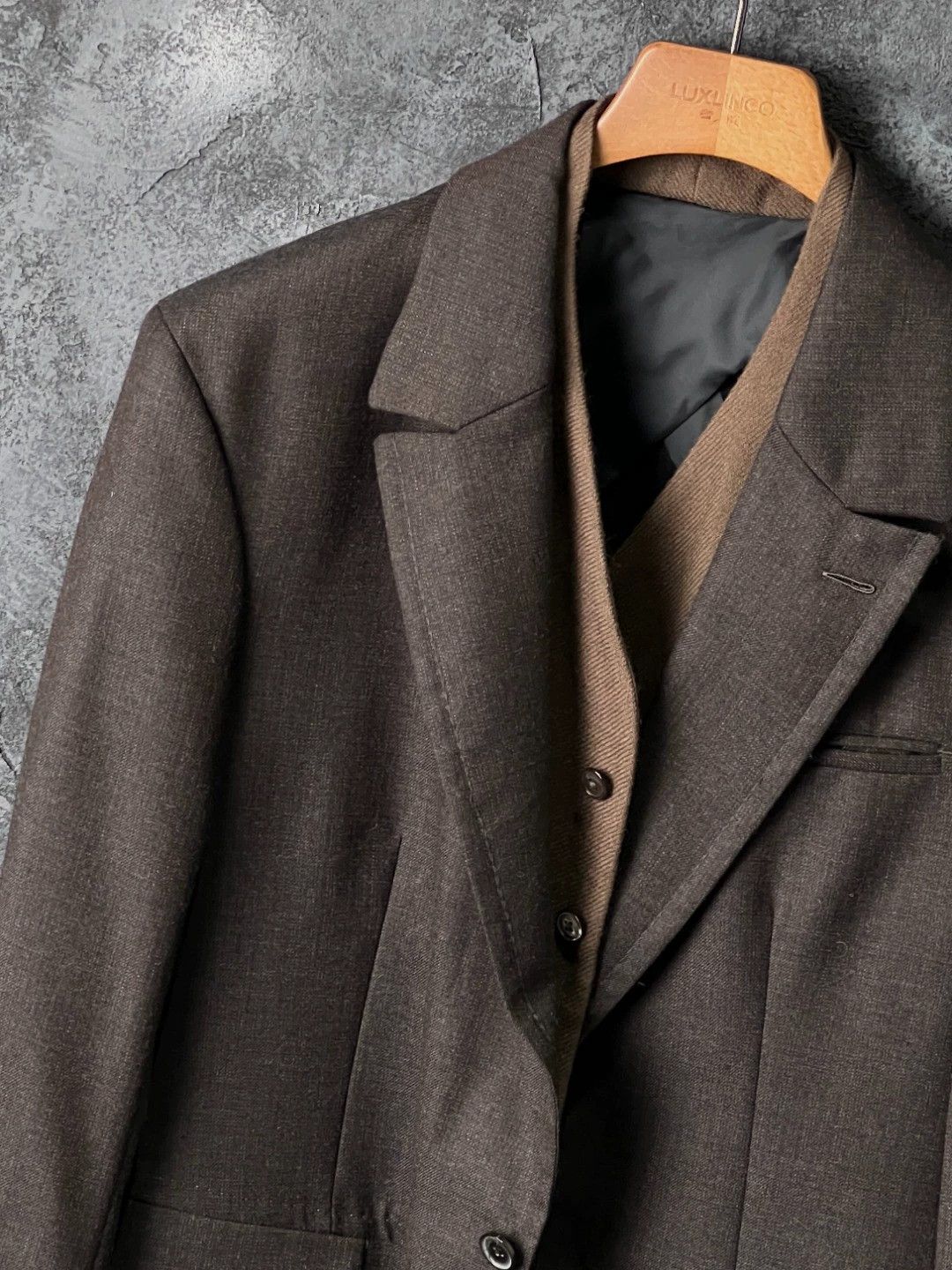 Salvatore Ferragamo Salvatore Ferragamo camel two-tone wool blazer Size 50L - 5 Thumbnail