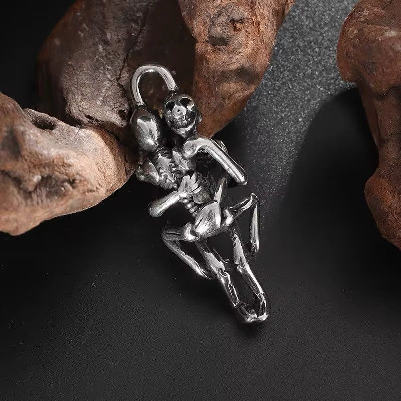Jewelry Couple Skull Lover Hug Pendant Necklace Pendant Necklace Size ONE SIZE - 1 Thumbnail