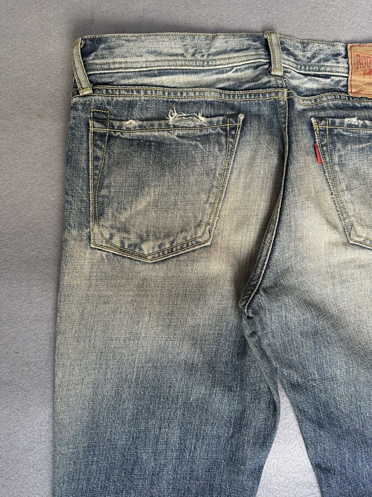 Japanese Brand Rodeo Crowns Japan Blue Faded Distressed Denim Size US 31 - 14 Thumbnail