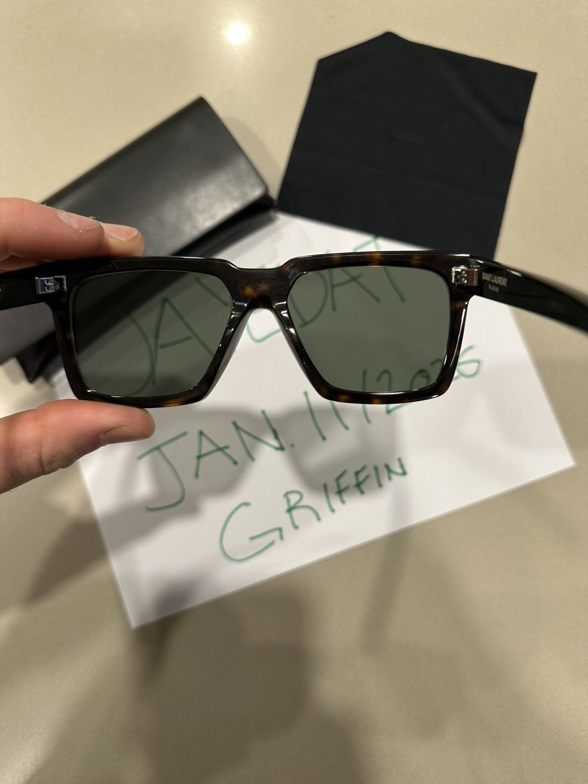 Saint Laurent Paris Saint Laurent SL610 002 Sunglasses Size ONE SIZE - 7 Thumbnail