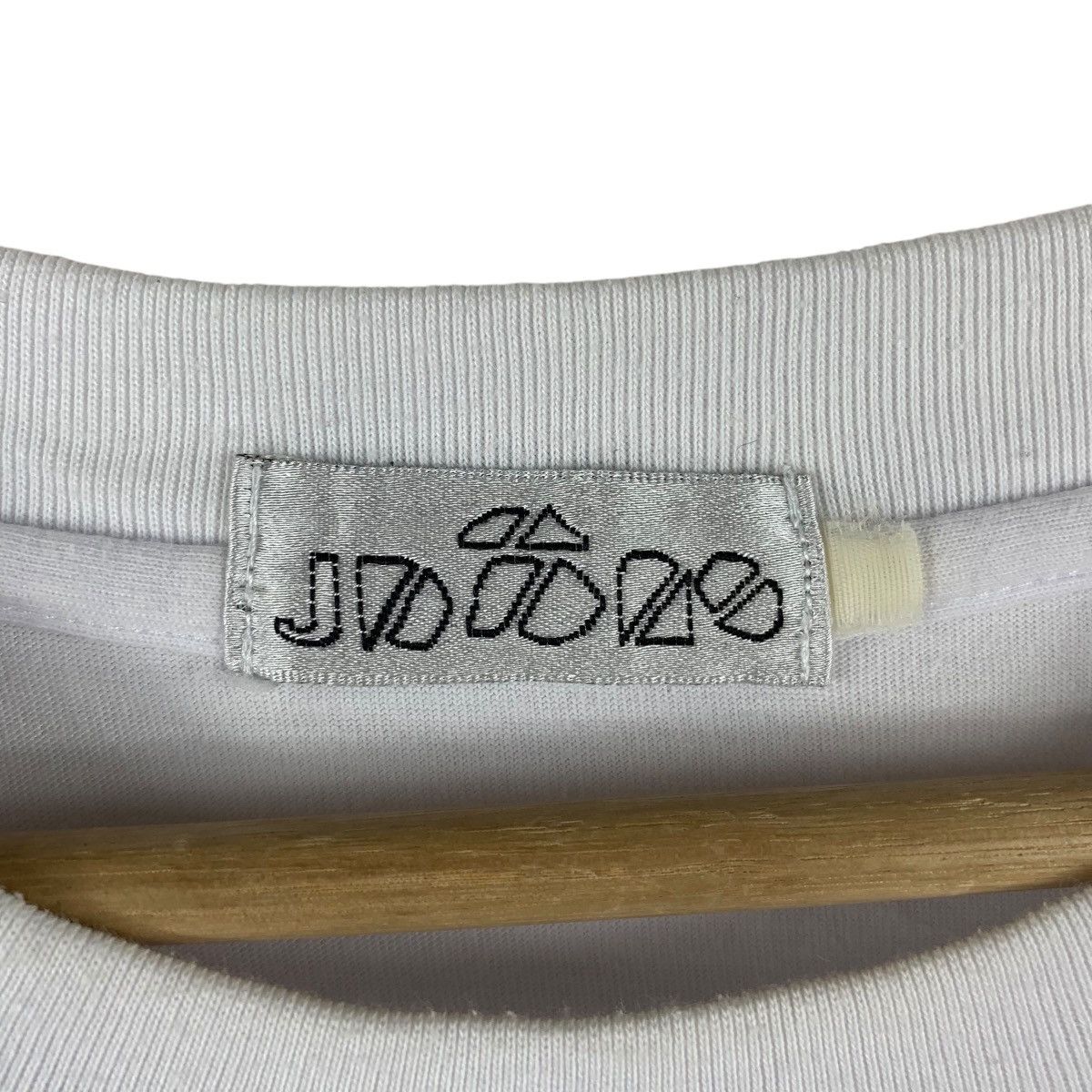 Vintage Vintage 90’ OKINAWA JAPAN HAWAII Coconut Island Tee Shirt Size L / US 10 / IT 46 - 8 Thumbnail