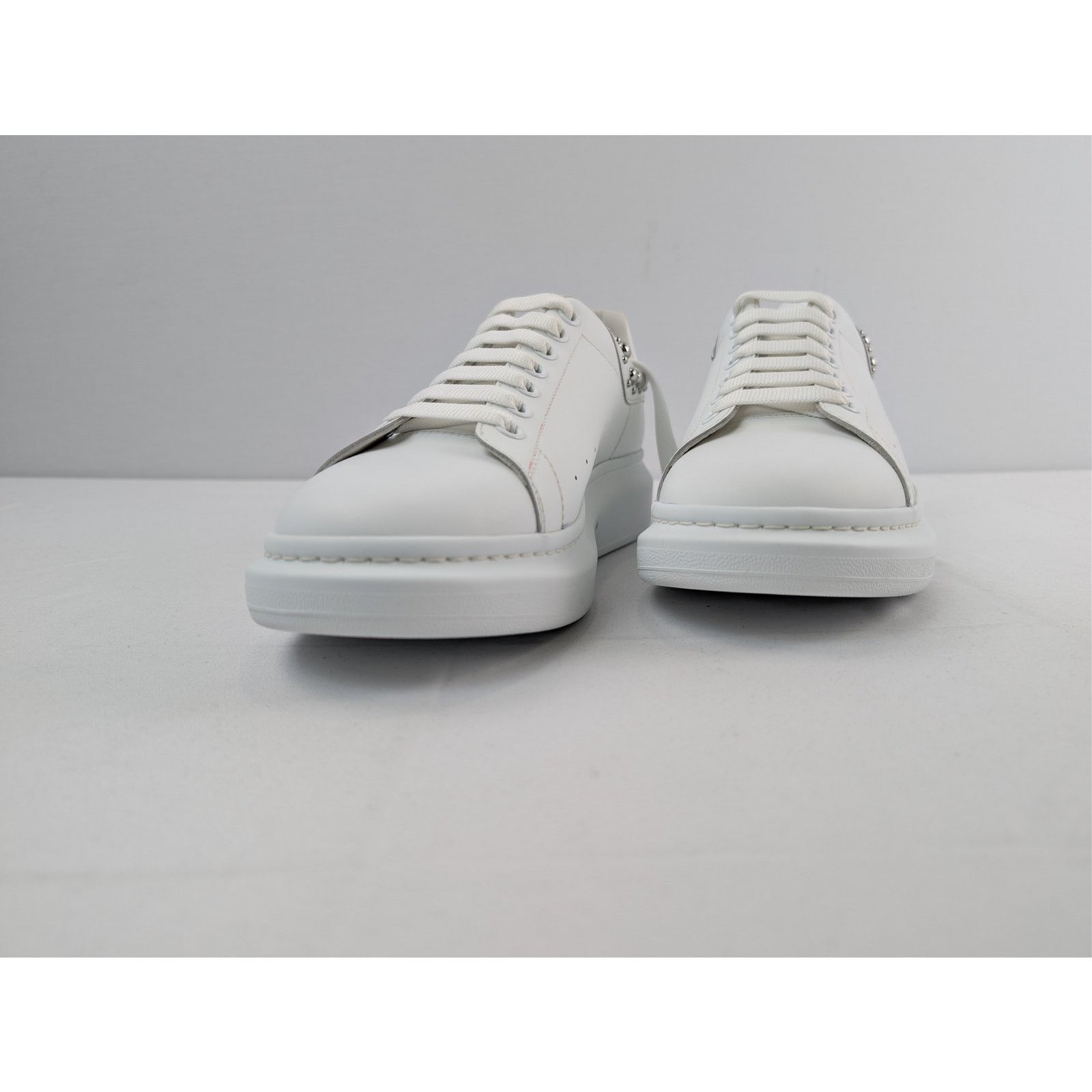 Alexander McQueen o1rshd1 Larry Sneakers in White/Silver Size US 11 / EU 44 - 7 Thumbnail