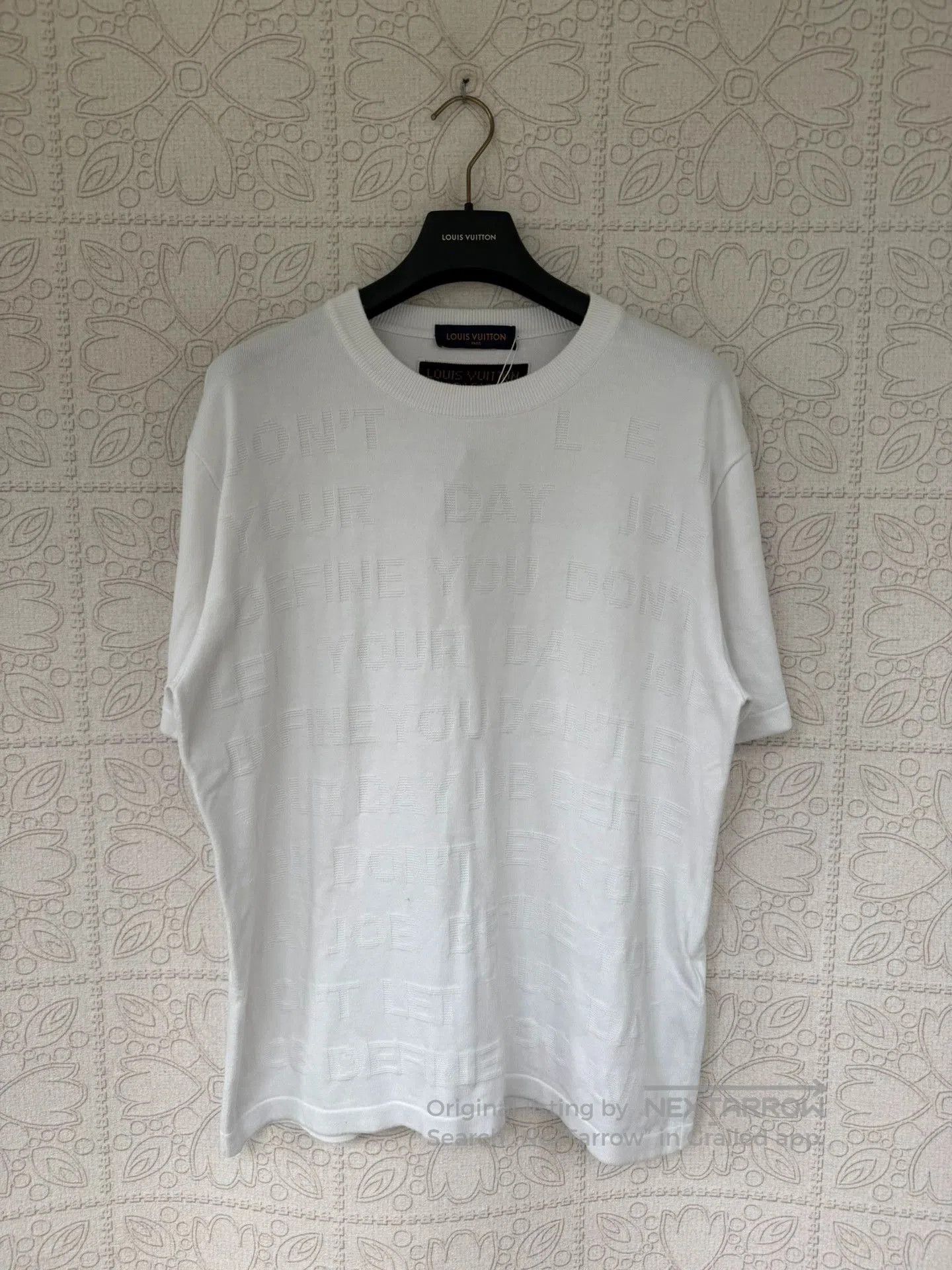 Louis Vuitton louis vuitton white graphic knit short sleeve. Size US L / EU 52-54 / 3 - 1 Thumbnail