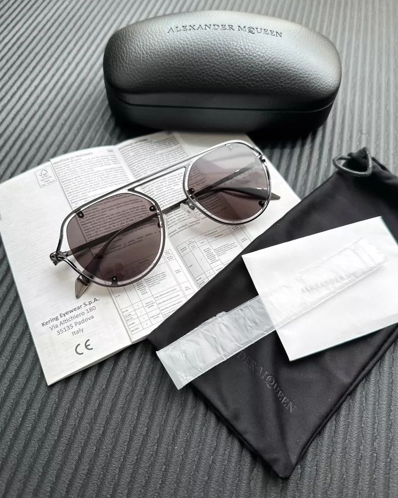 Alexander McQueen Alexander Mcqueen Sunglasses Size ONE SIZE - 2 Thumbnail