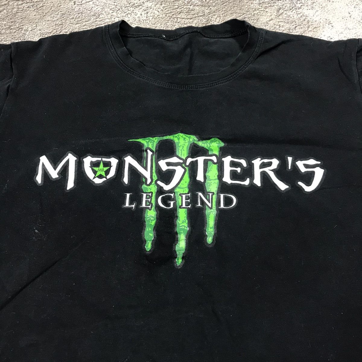 Vintage Vintage Y2K Monster Energy Graphic Tee Streetwear Black M Size US M / EU 48-50 / 2 - 2 Thumbnail