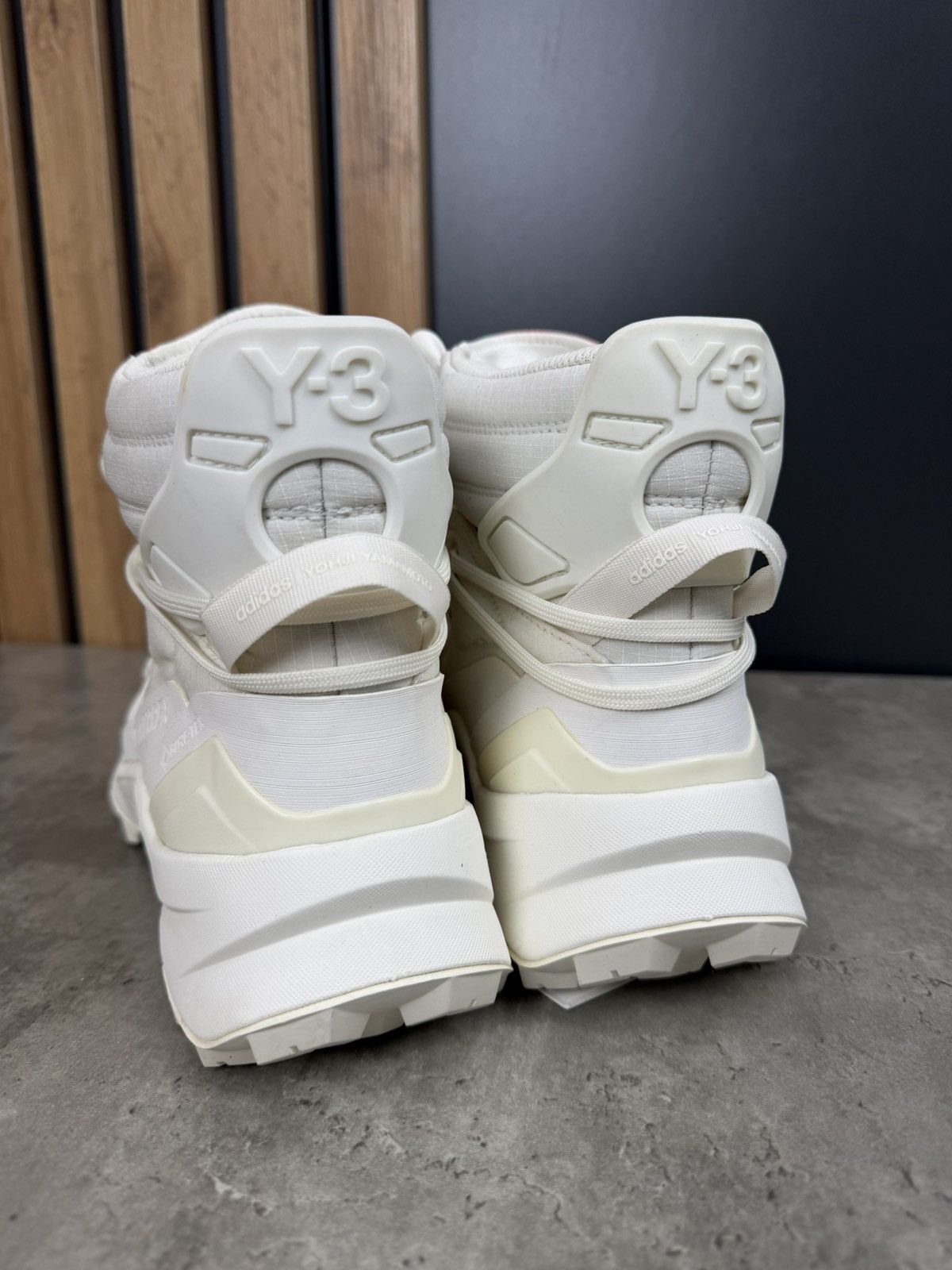 Yohji Yamamoto Adidas Y-3 Yohji Yamamoto Terrex Swift R3 Gore-Tex Size 7 Size US 7 / EU 40 - 7 Thumbnail