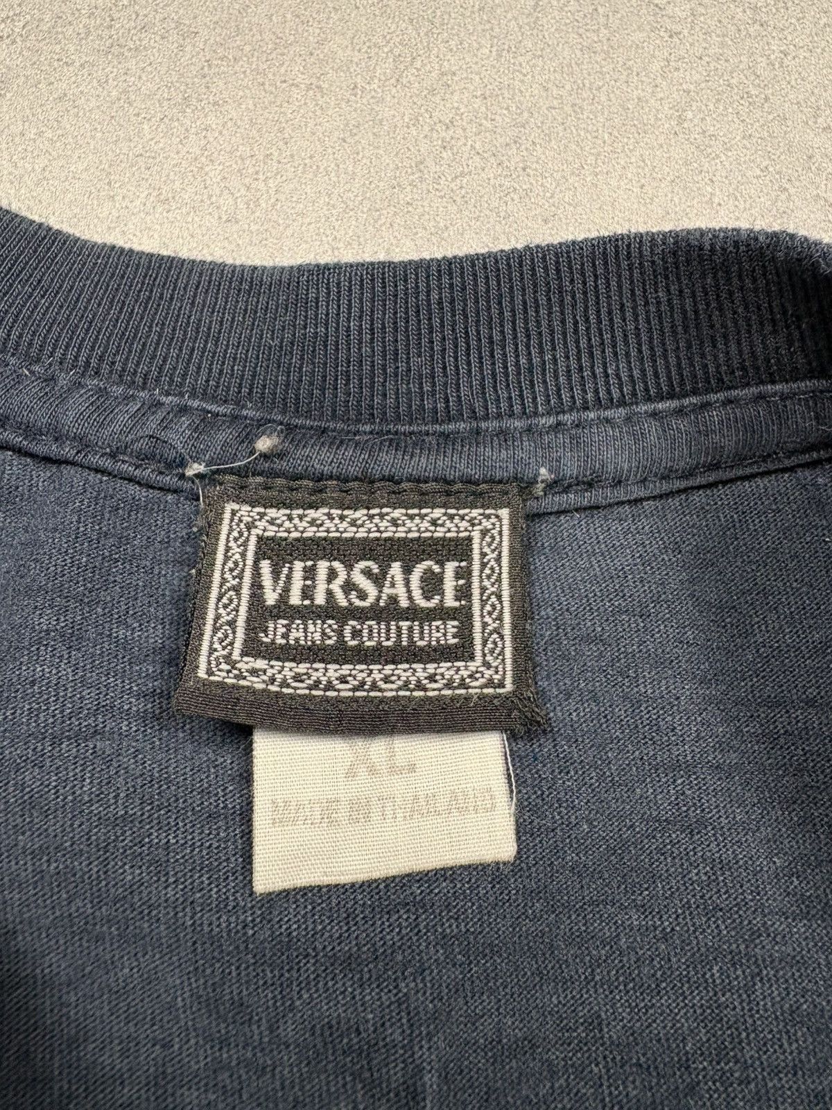 Versace Vintage Burnt Versace Jeans Couture Distressed Logo T-Shirt Size US XL / EU 56 / 4 - 8 Thumbnail