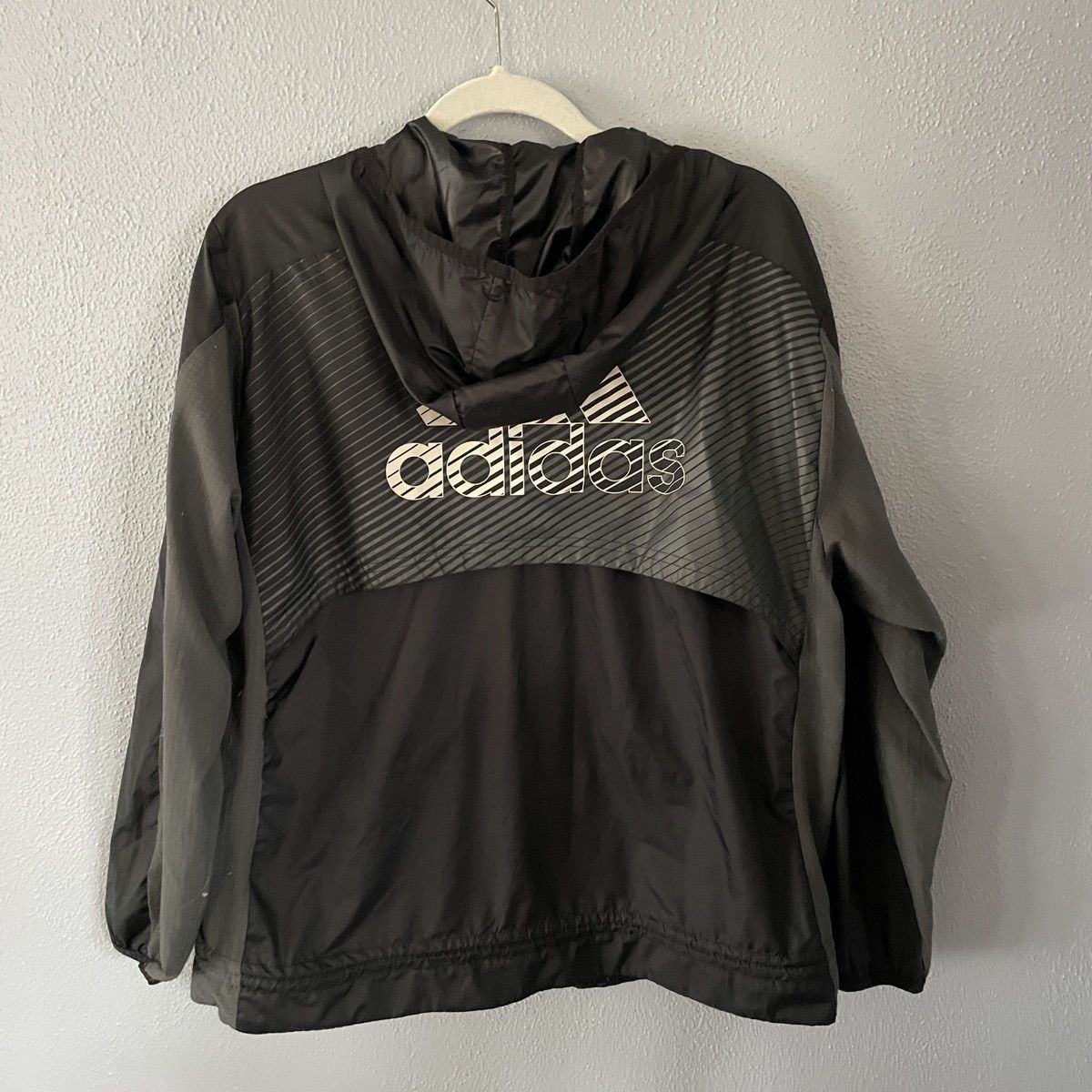 Adidas Adidas Black and Grey Windbreaker Men’s Size XL Size US XL / EU 56 / 4 - 2 Thumbnail