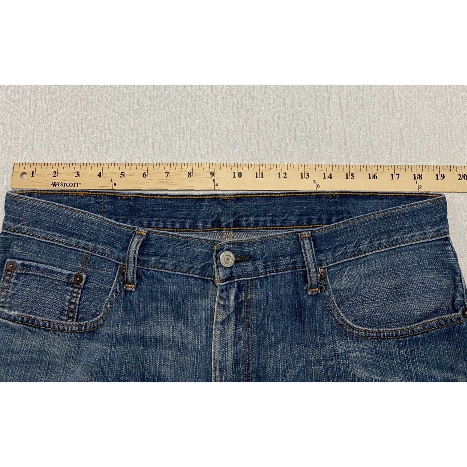 Levi's Levis 559 Jeans Mens Size 38×30 Blue Distressed Relaxed Straight Whiskers Size US 38 / EU 54 - 4 Thumbnail