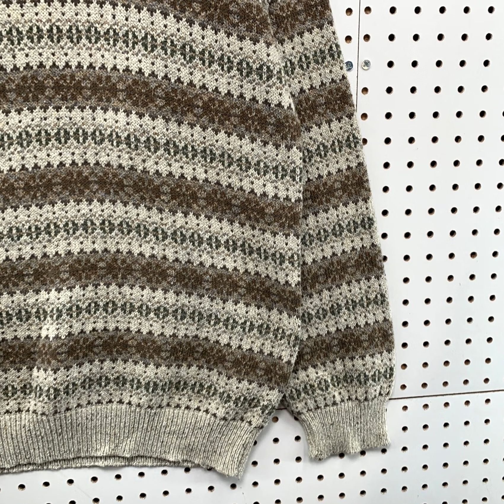 Croft & Barrow VINTAGE Croft & Barrow 3d Knit Sweater Mens XL Brown Striped Grandpa Dad USA Shirt Mens XL Brown Striped Pullover Knit Crew Neck Vintage Enthusiast Size US XL / EU 56 / 4 - 7 Thumbnail