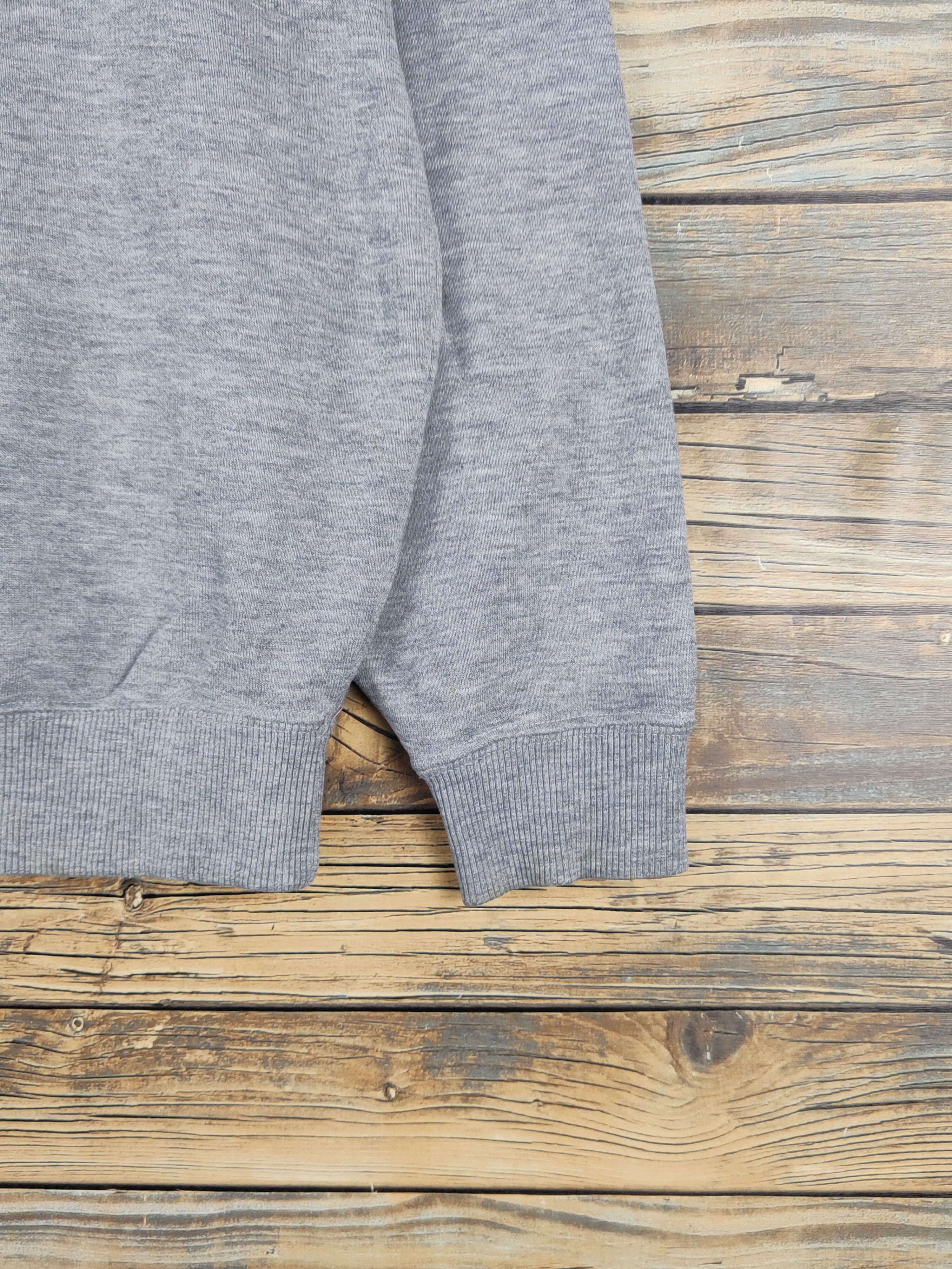 Japanese Brand × Vintage Uniqlo vintage plain Gray Sweatshirts #W1551 Size US XL / EU 56 / 4 - 6 Thumbnail