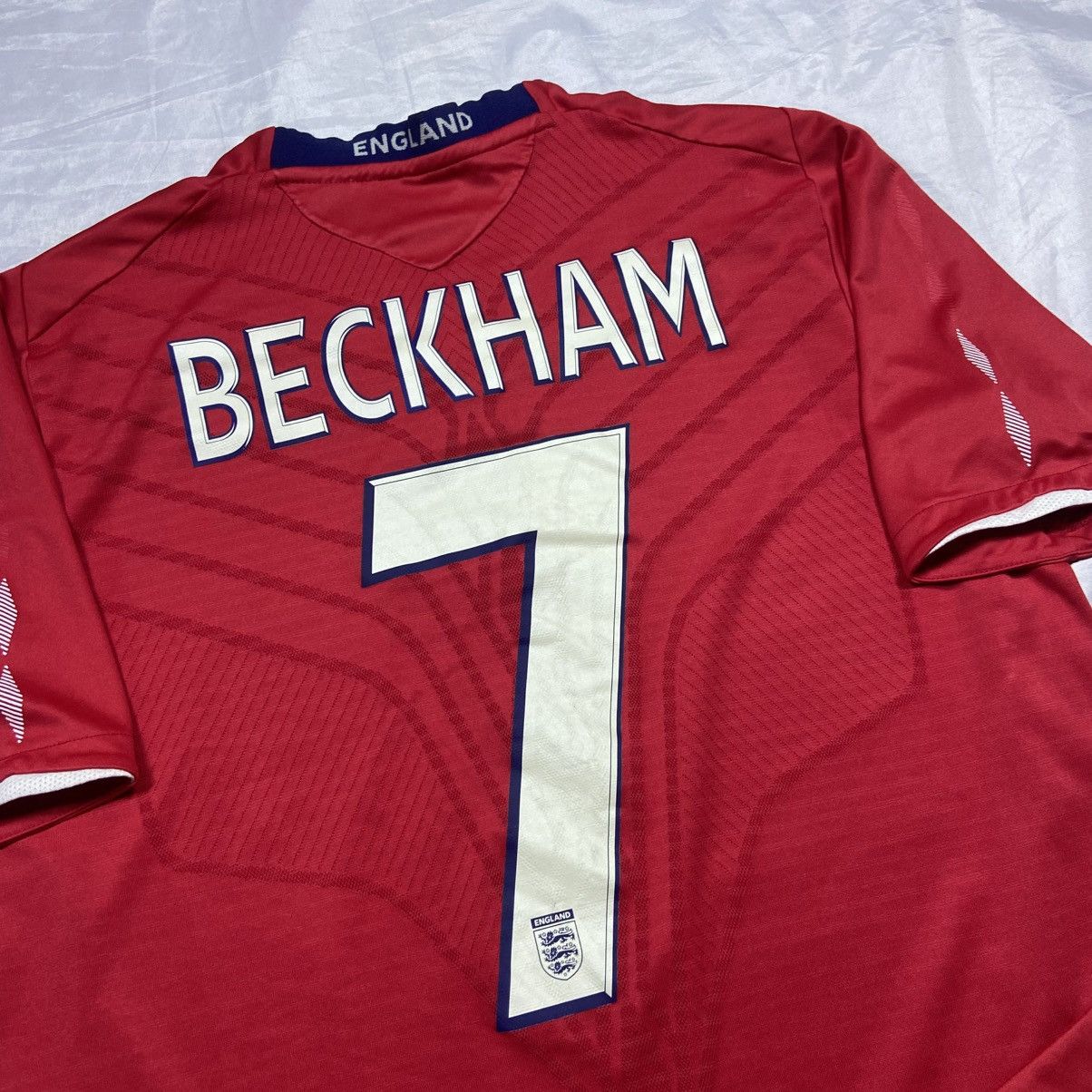 Umbro England #7 Beckham Football Jersey Umbro Away 2010 Size US M / EU 48-50 / 2 - 6 Thumbnail