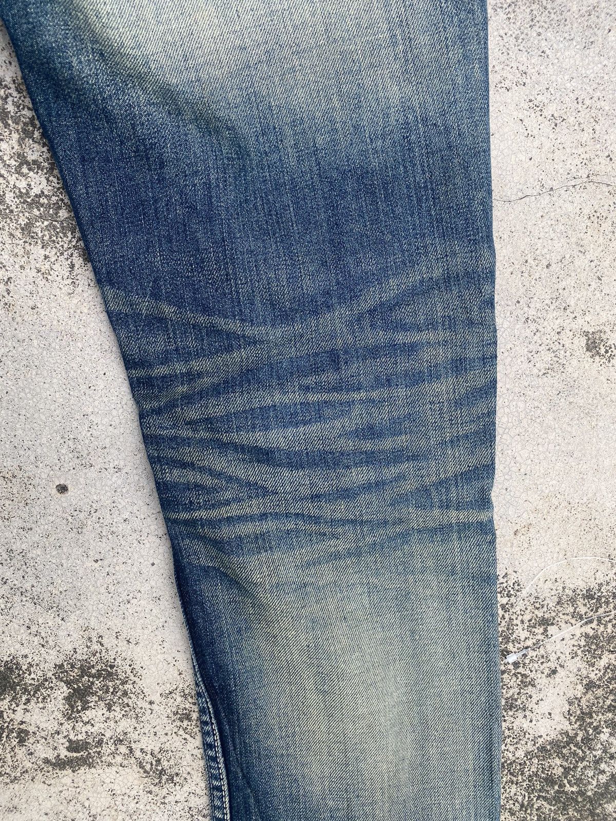 If Six Was Nine × Japanese Brand × Le Grande Bleu (L.G.B.) Japanese Brand Varosh Distressed Patch Faded Low Rise Jeans Size US 30 / EU 46 - 18 Thumbnail