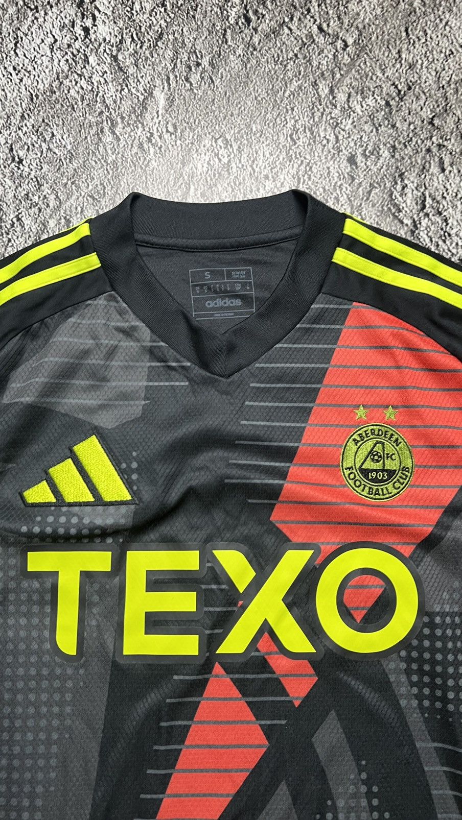 Adidas Aberdeen Scotland goalkeeper rare third kit adidas jersey Size US S / EU 44-46 / 1 - 3 Thumbnail