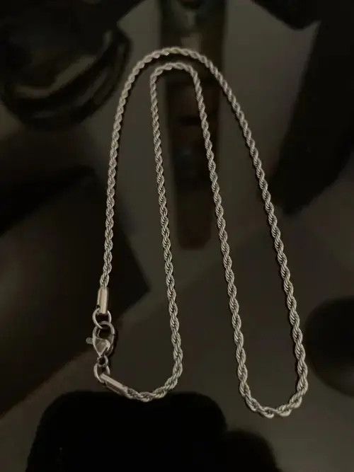 VIBE 18.5” Stainless Steel 1.5mm Twisted Rope Chain Size ONE SIZE - 1 Thumbnail