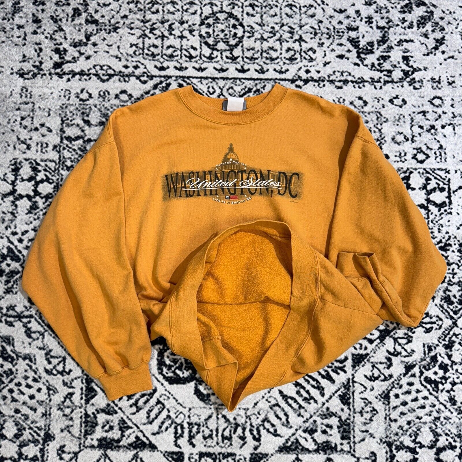 Vintage Vintage Yellow Cotton Crewneck Size XL Y2K Washington DC USA Size US XL / EU 56 / 4 - 9 Thumbnail
