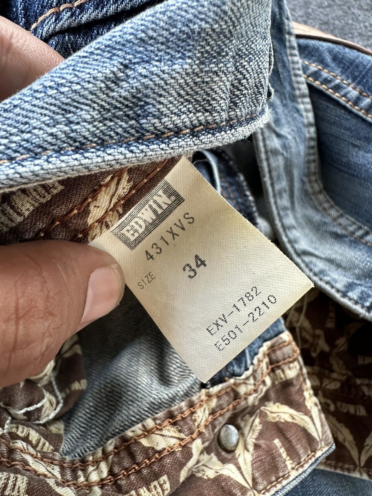 Edwin Edwin Ex Vintage Buffalo Head Flare Distressed Denim F98 Size US 34 / EU 50 - 14 Thumbnail