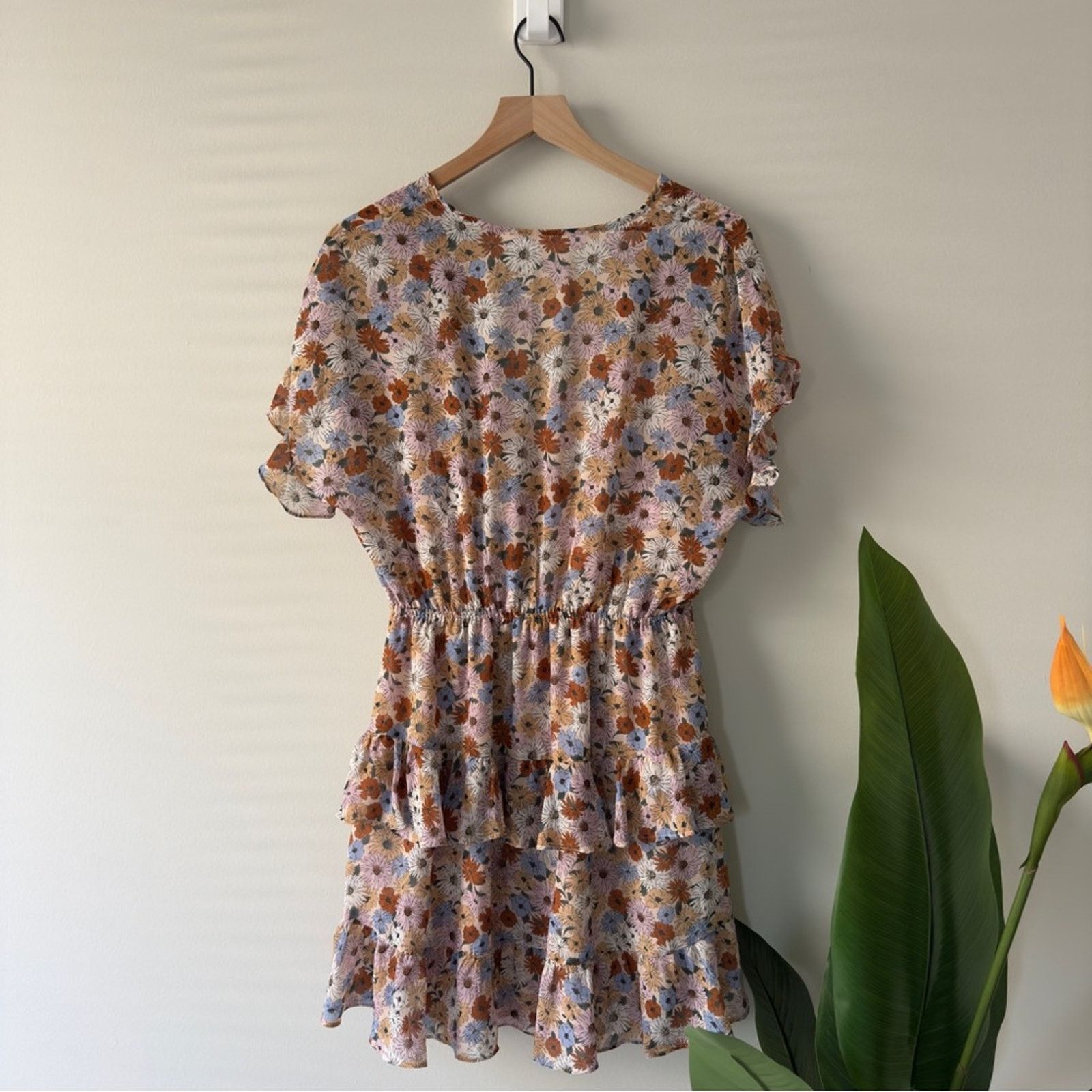 ASTR The Label Astr the Label Revolve Multicolor Flutter Sleeve Mini Dress Size L / US 10 / IT 46 - 2 Thumbnail