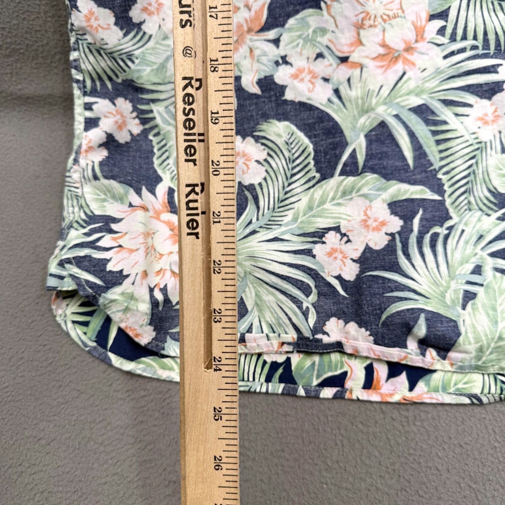Chubbies Chubbies Shirt Mens Large Blue Floral Hawaiian Tropical Short Sleeve Button Up Size US L / EU 52-54 / 3 - 5 Thumbnail