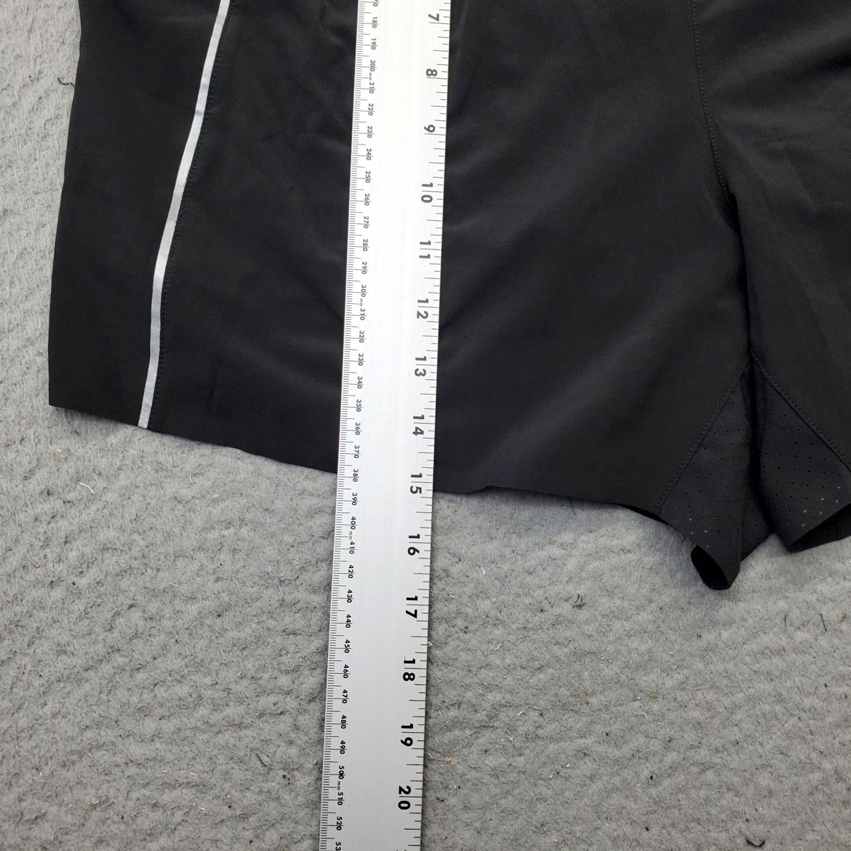 Vintage VRST Athletic Shorts Mens XL Black Relaxed Fit Outdoor Elastic Waist Beachwear Size US 36 / EU 52 - 3 Thumbnail
