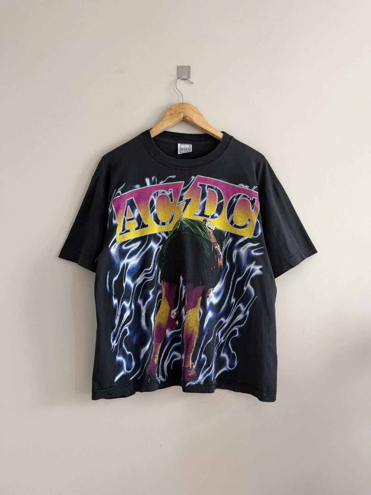 Vintage AC/DC All Over Print T-Shirt Size US M / EU 48-50 / 2 - 1 Thumbnail