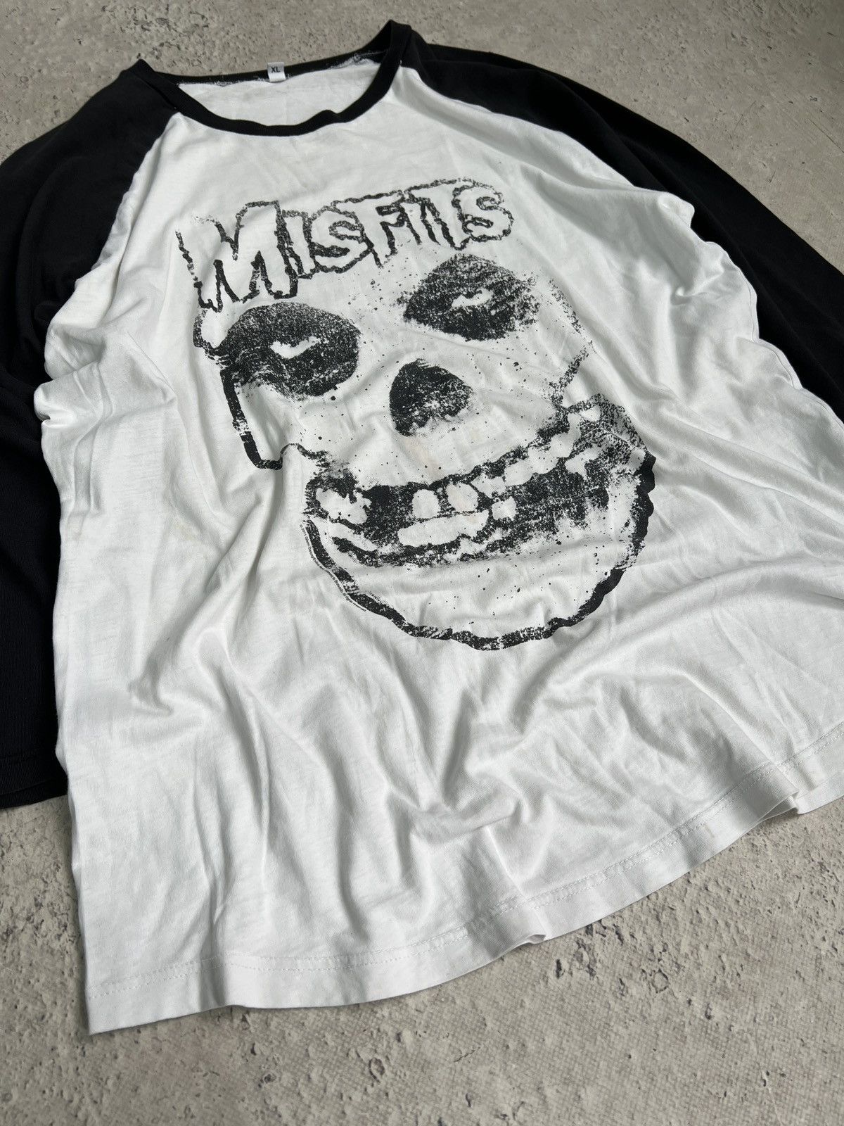 Misfits Mis Fits vintage y2k long sleeve tee Size US XL / EU 56 / 4 - 4 Thumbnail