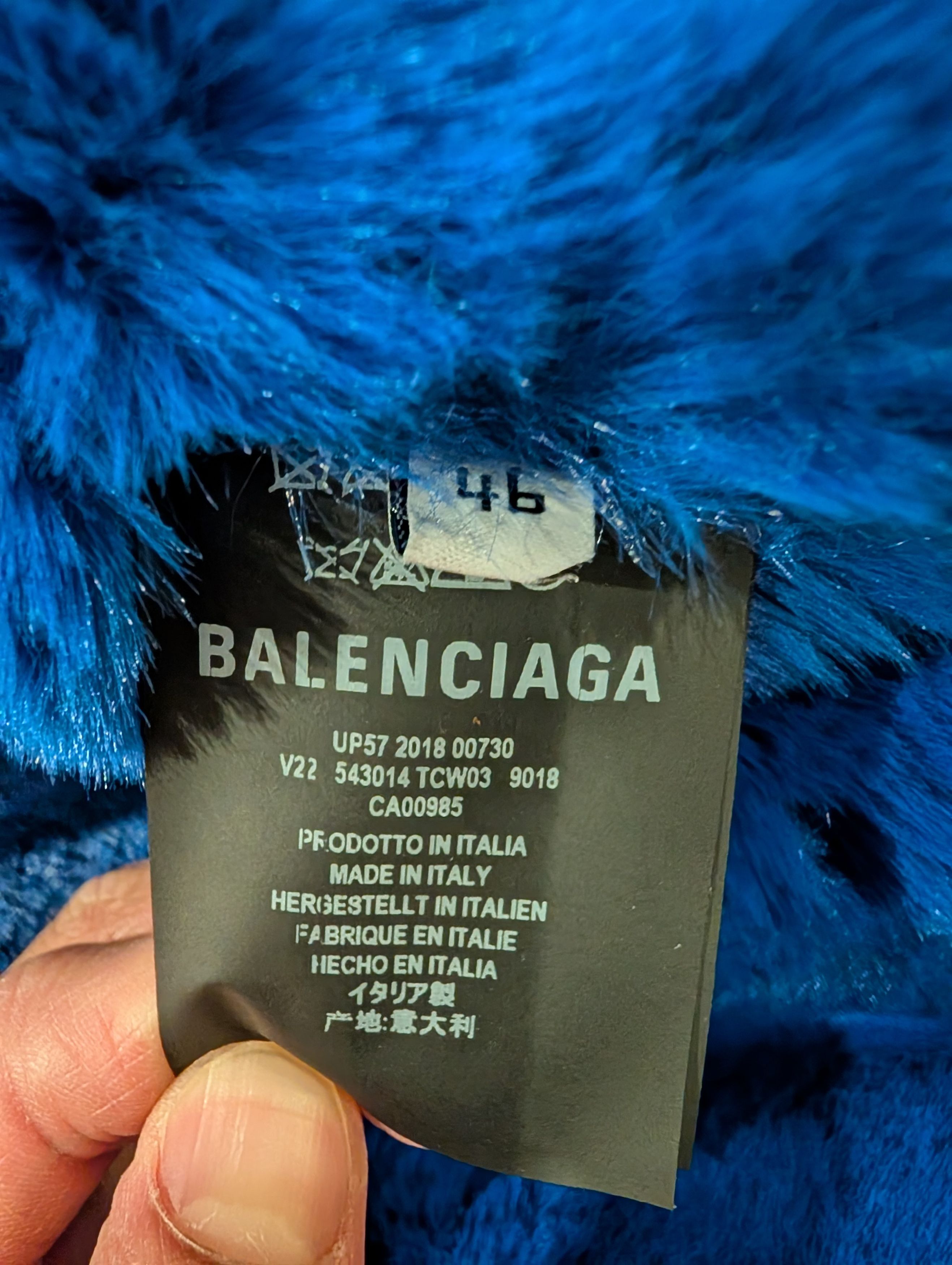 Balenciaga Balenciaga FW18 Oversized Denim Blue Fur Jacket Size US S / EU 44-46 / 1 - 8 Thumbnail