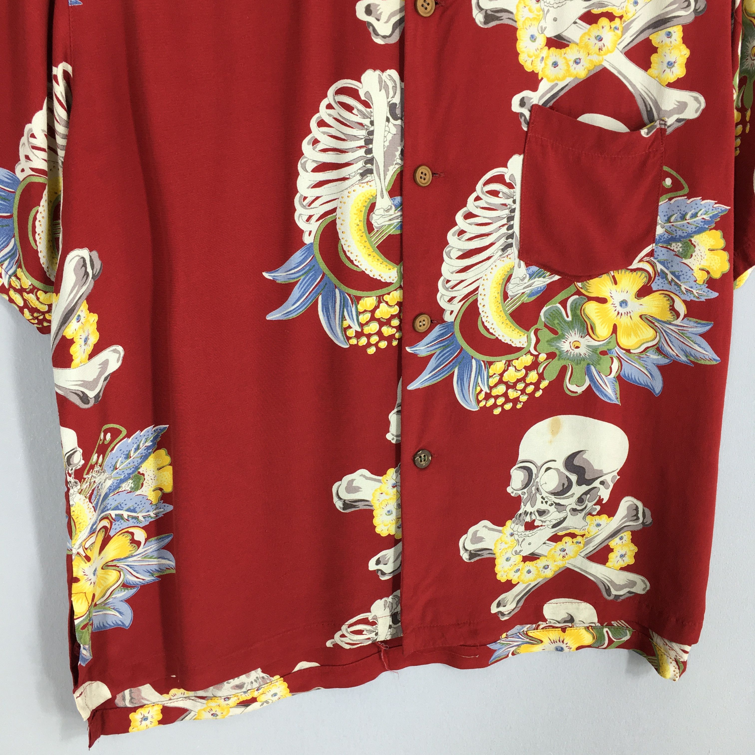 Vintage 80s Hawaiian Skull Bones Japanese Hawaii Shirt Small Size US S / EU 44-46 / 1 - 4 Thumbnail