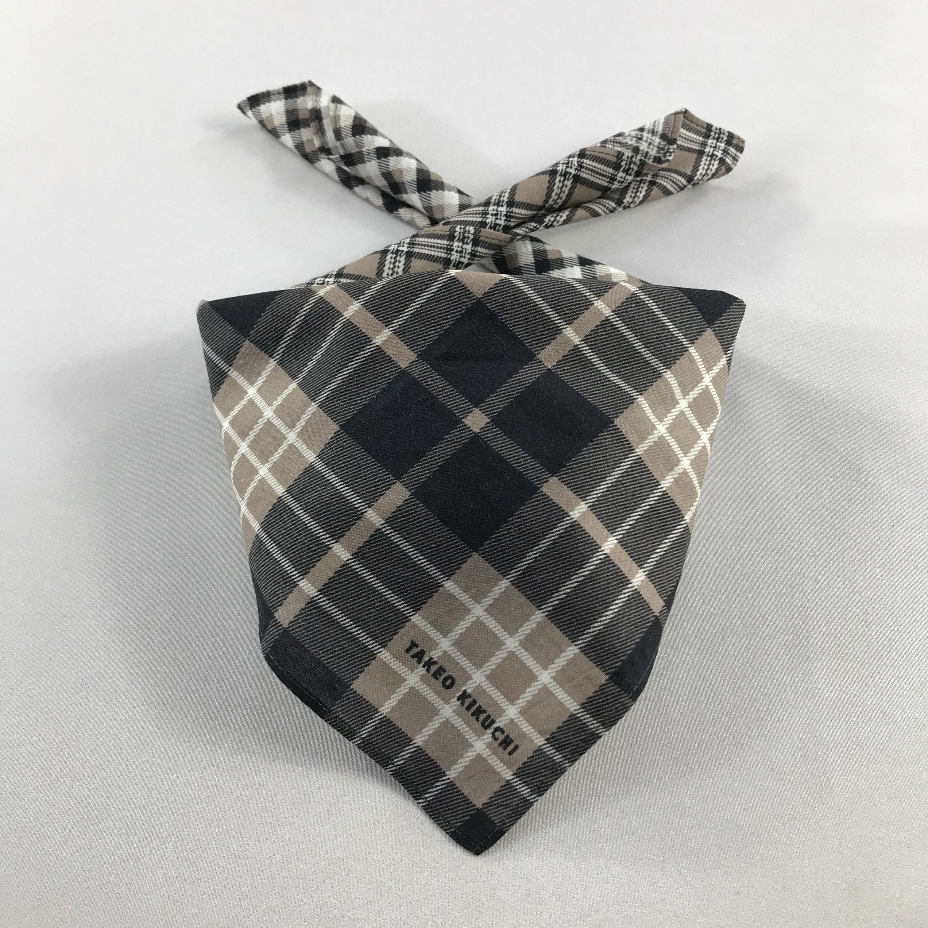 Takeo Kikuchi Takeo Kikuchi Handkerchief / Bandana / Neckerchief C707 Size ONE SIZE - 1 Thumbnail