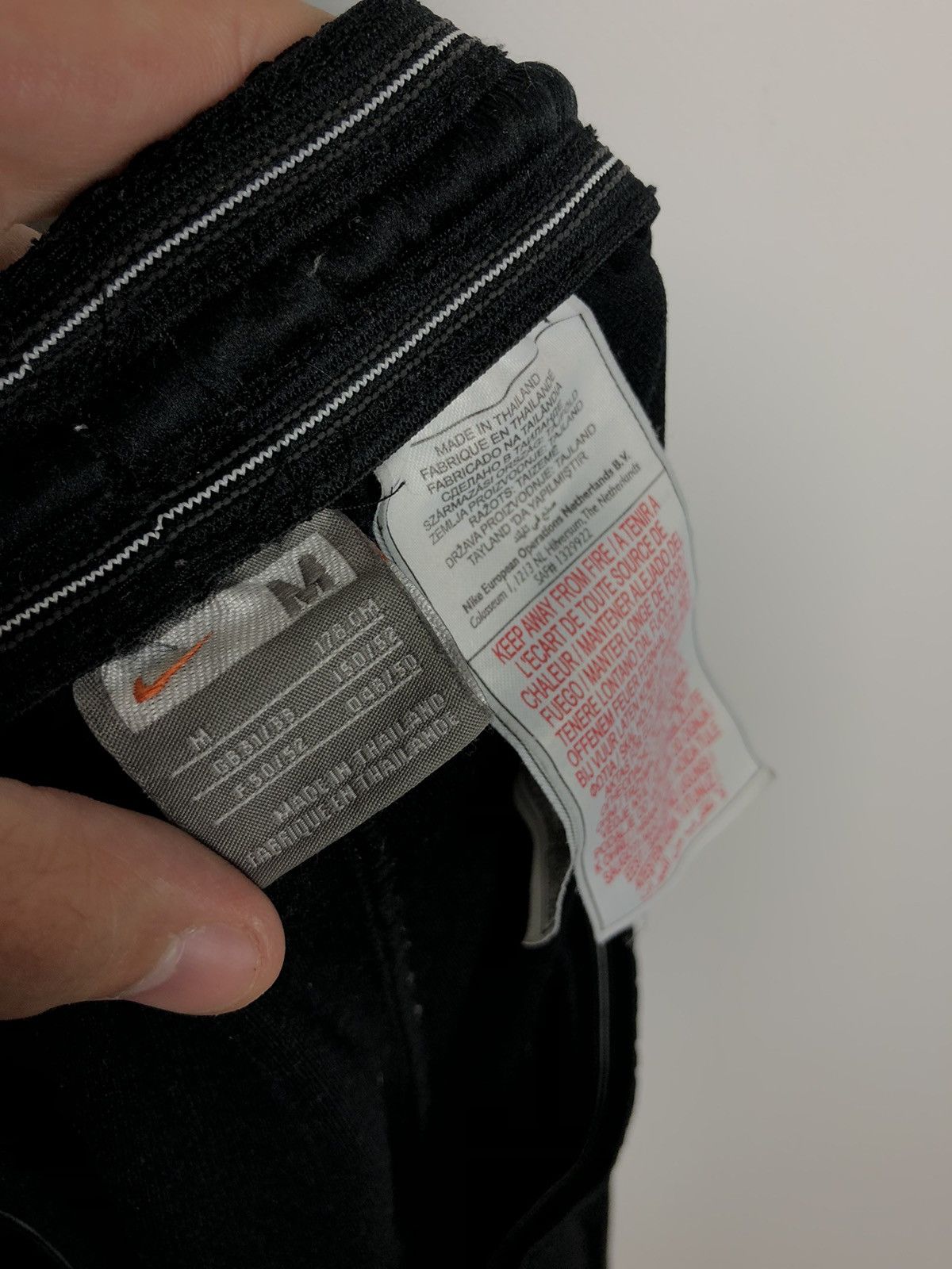 Nike Nike Vintage Track Shorts Small Logo Black size M Size US 30 / EU 46 - 8 Thumbnail