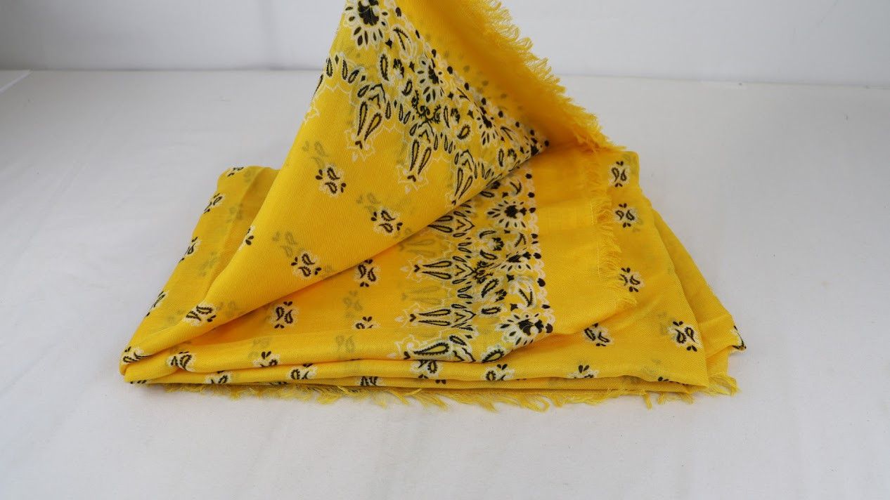 Saint Laurent Paris o1rshd1 Size: OS / Grand Rectangle Bandana Scarf in Yellow Size ONE SIZE - 6 Thumbnail
