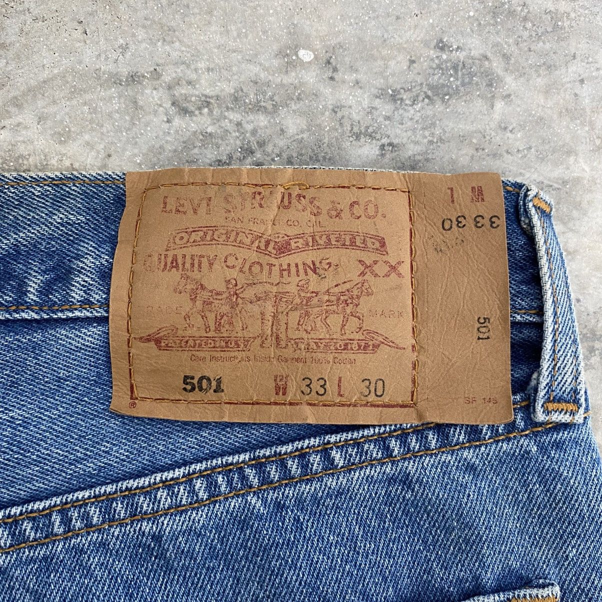 Levi's Size 33x30 Vintage Levis 501 Faded Stonewashed Blue Jeans Size US 33 - 11 Thumbnail