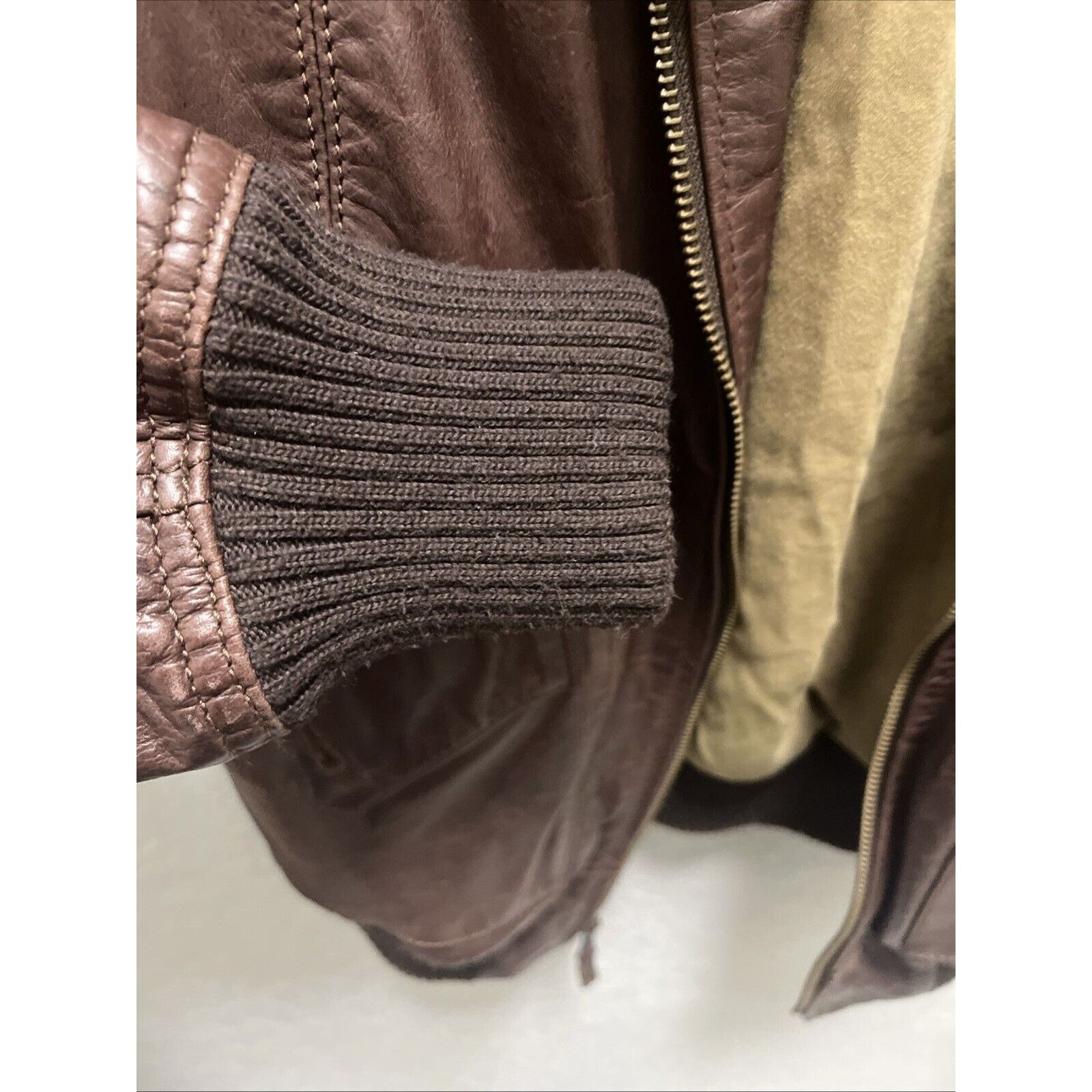 Timberland Timberland Men’s Small Leather Bomber Jacket Brown Ribbed Size US S / EU 44-46 / 1 - 13 Thumbnail