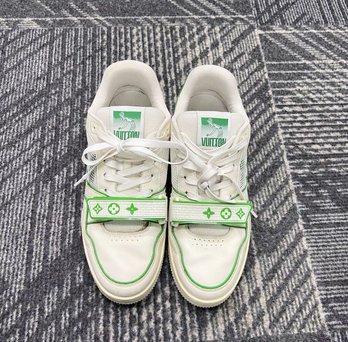 Louis Vuitton Louis Vuitton Trainer Velcro J42 Size US 8 / EU 41 - 2 Thumbnail
