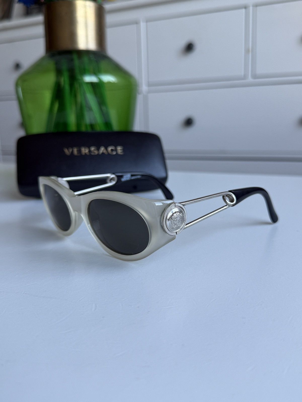 Versace Vintage 90s Gianni Versace safety pin sunglasses archive rar Size ONE SIZE - 3 Thumbnail