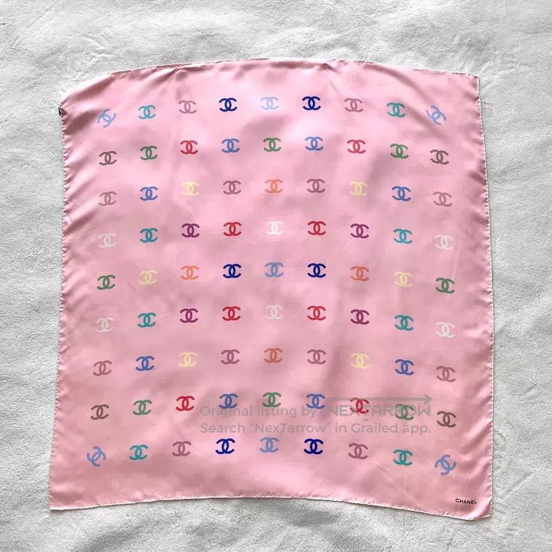 Chanel Chanel Pink logo printed full-print mulberry silk scarf Size ONE SIZE - 1 Thumbnail