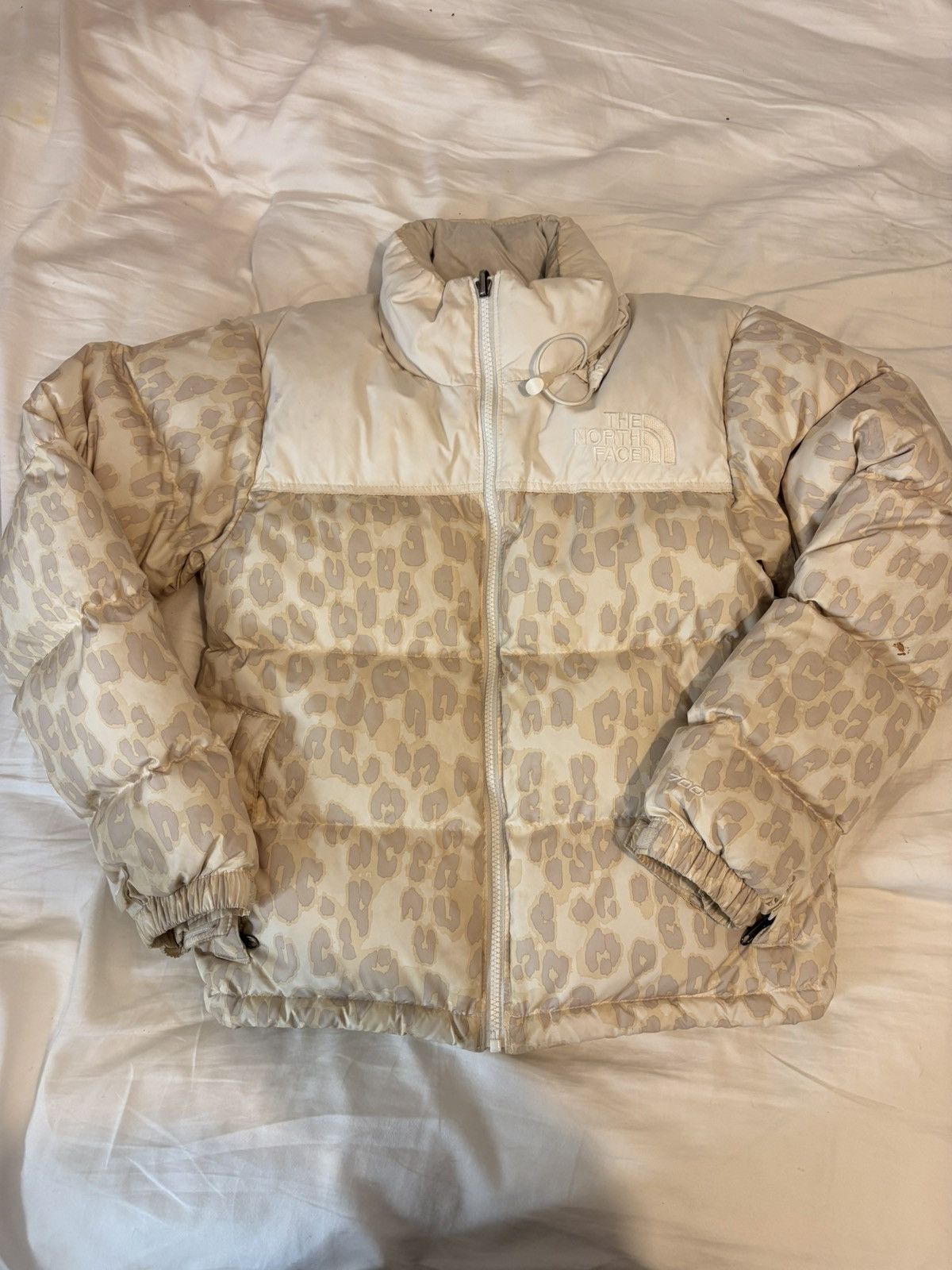 The North Face The North Face 1996 Retro Nuptse Leopard Print Puffer Beige Size XS / US 0-2 / IT 36-38 - 1 Thumbnail