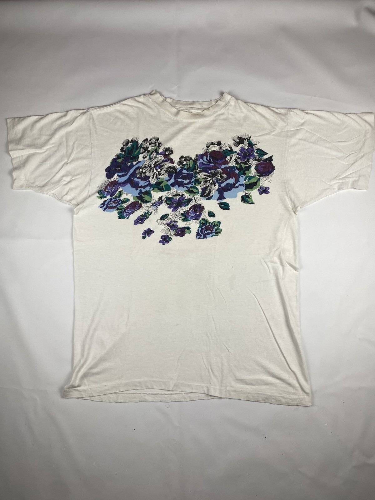 Vintage Vintage Flower Art Tshirt Size US XL / EU 56 / 4 - 2 Thumbnail