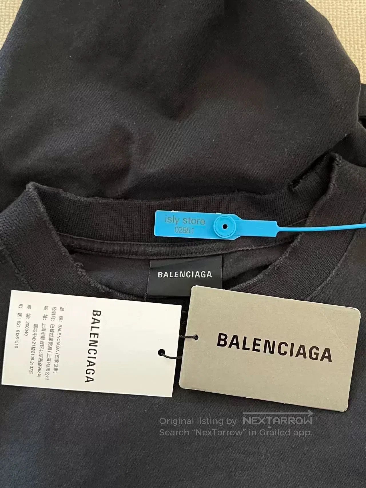 Balenciaga Balenciaga Printed Round Neck Distressed T-Shirt. Size US M / EU 48-50 / 2 - 5 Thumbnail
