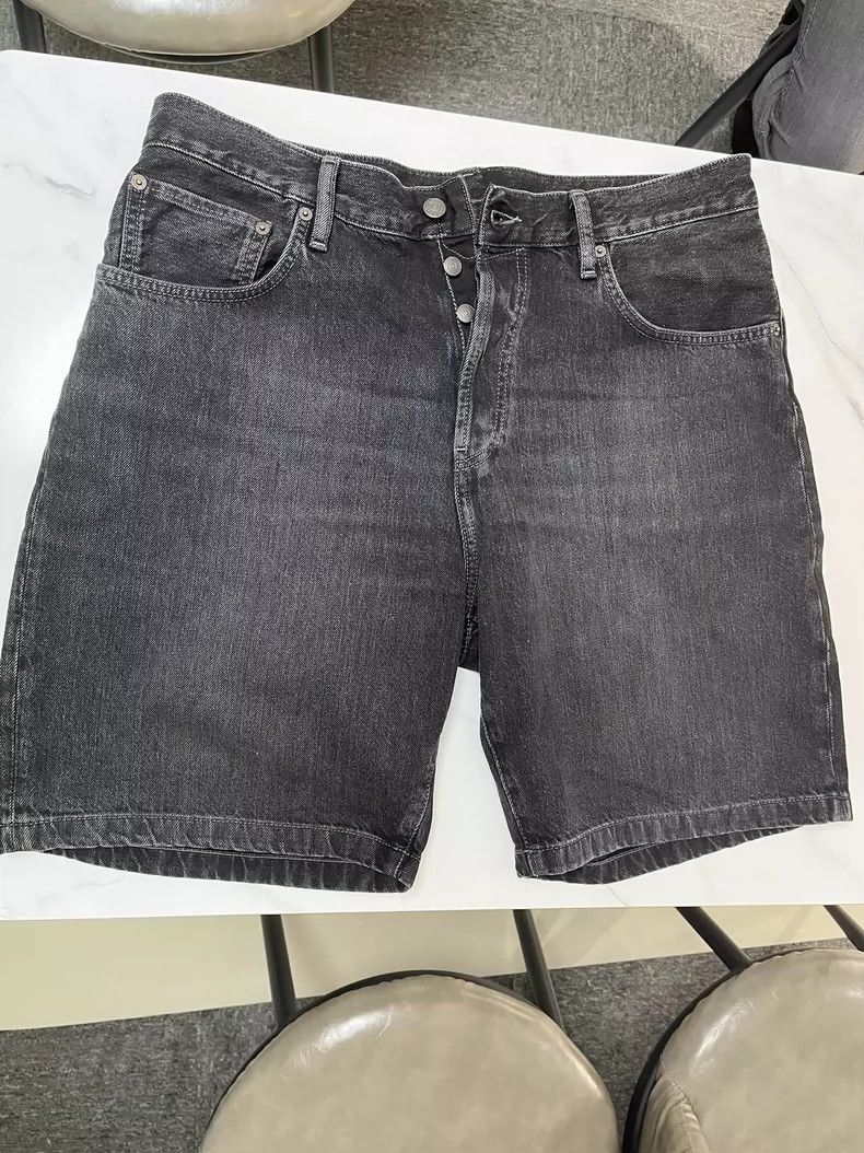 Acne Studios Acne Studios Gray Loose Denim Shorts- DMC Size US 32 / EU 48 - 1 Thumbnail