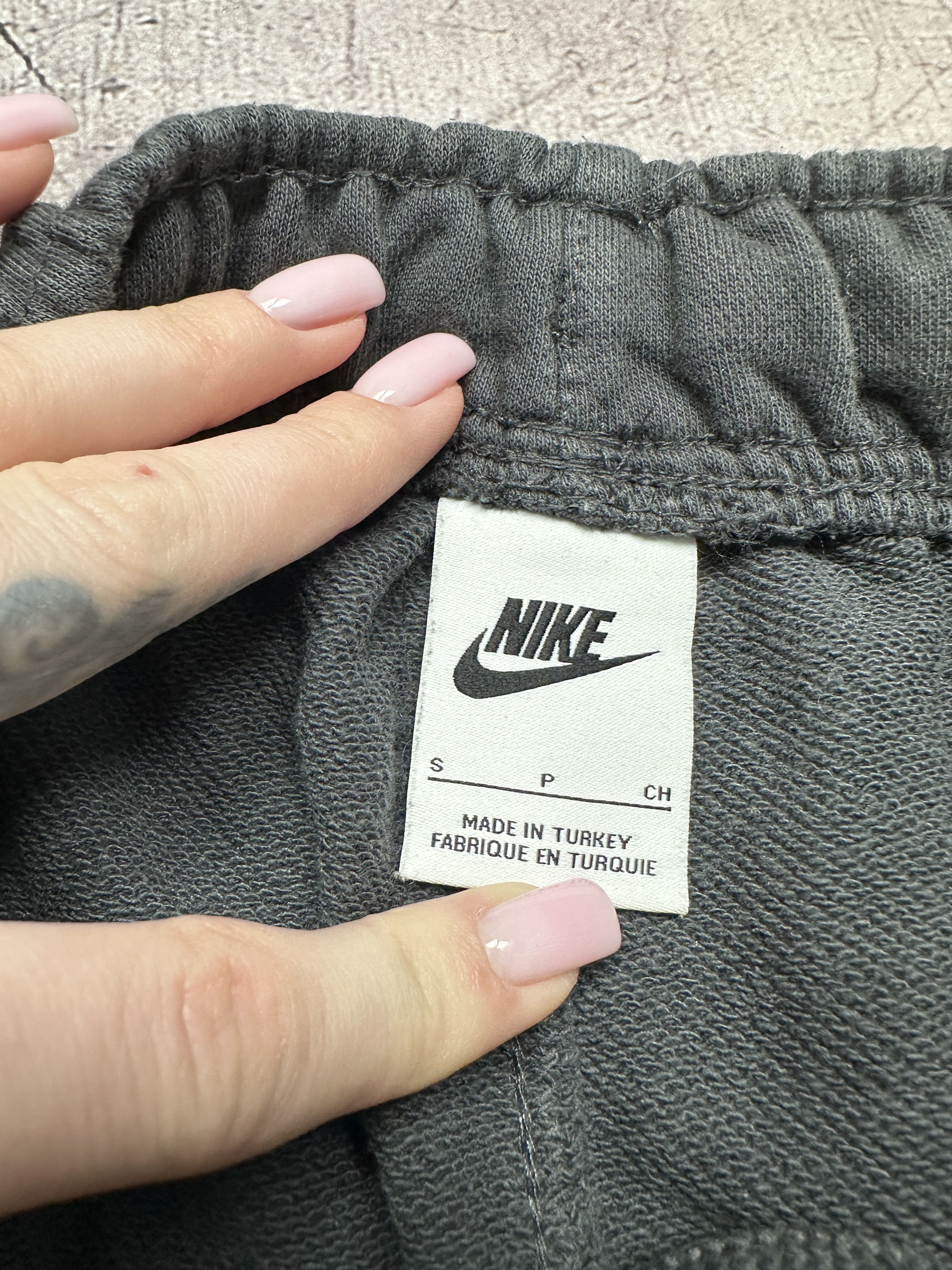 Nike Nike Mens Cargo Sweatshorts Shorts Size US 30 / EU 46 - 5 Thumbnail