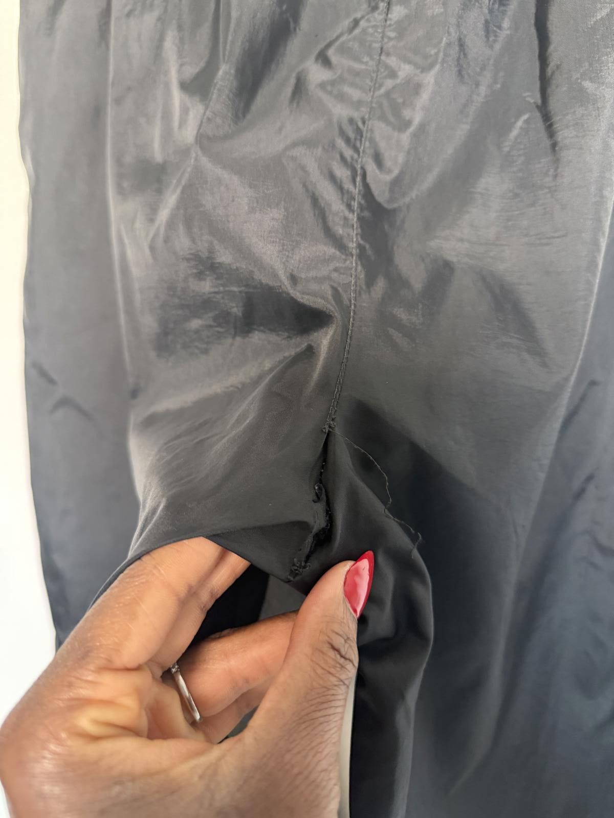 Nike Vintage 90s Nike Black Nylon Windbreaker Track Pants Size US 30 / EU 46 - 6 Thumbnail