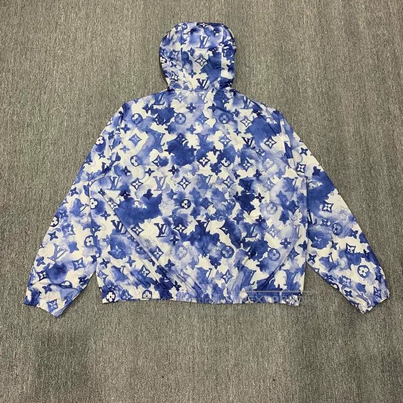 Louis Vuitton Louis Vuitton Blue ink full print assault jacket Size US M / EU 48-50 / 2 - 2 Thumbnail