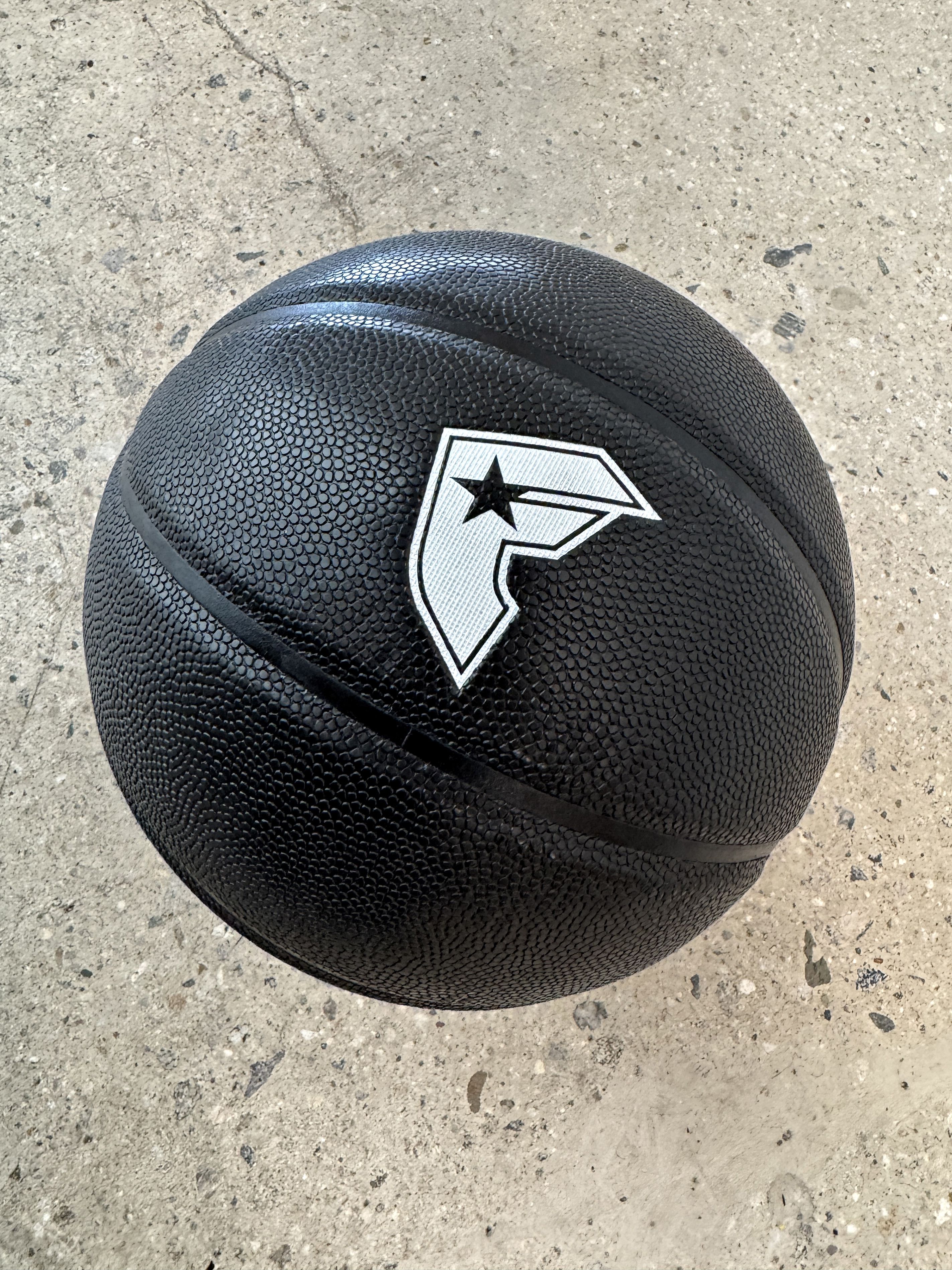 Famous Stars And Straps BOH Basketball Size ONE SIZE - 1 Thumbnail