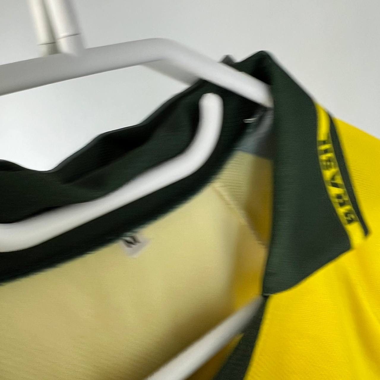 Vintage Vintage Y2K Ronaldo 9 Brazil Soccer Jersey T-Shirt Size US M / EU 48-50 / 2 - 6 Thumbnail