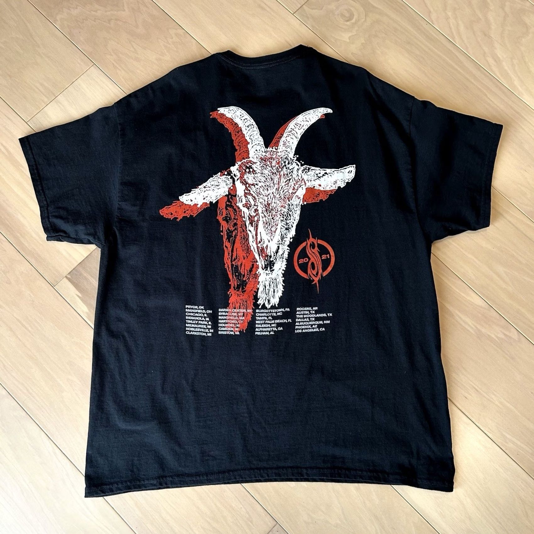 Vintage VINTAGE Slipknot 2021 Tour Tee Black T-Shirt Short Sleeve 2XL Mens Crew Neck Graphic Print Shirt Logo Slkipknot? Size US XXL / EU 58 / 5 - 3 Thumbnail